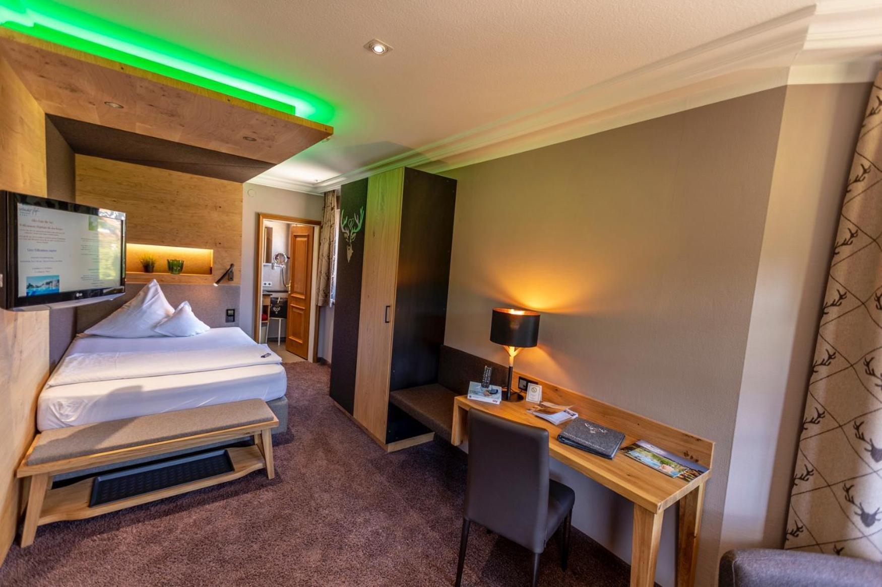 Hotel Heselbacher Hof Baiersbronn Bagian luar foto